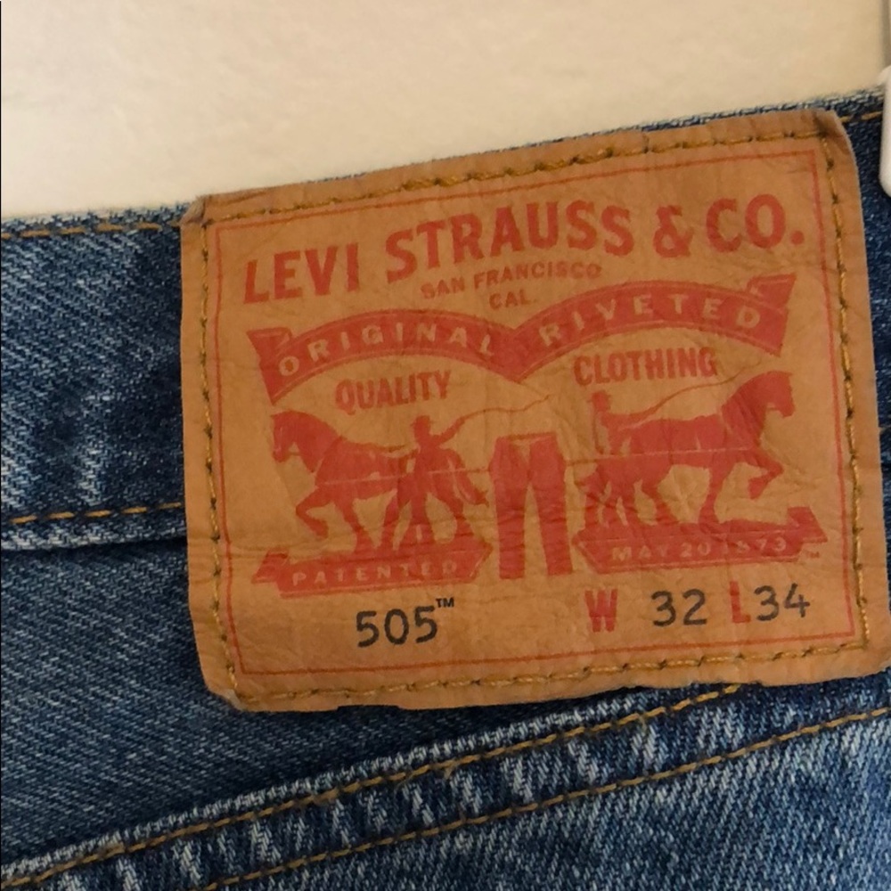 LEVIS - Picture 3 of 3